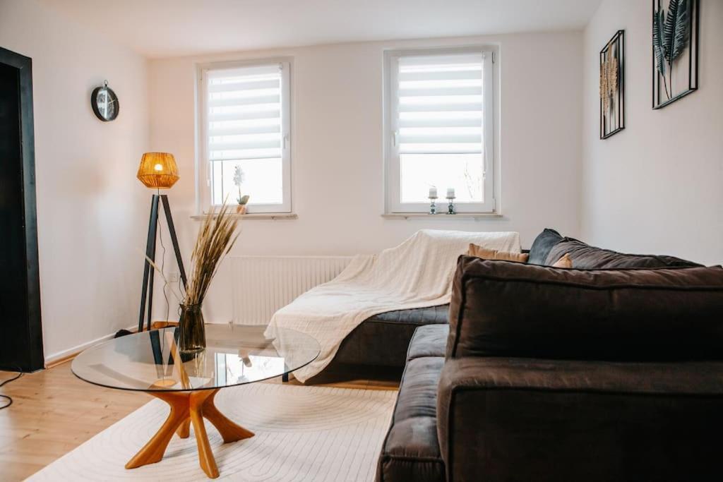 Modern & Black - - Netflix - Wifi - 4 Person * Bochum