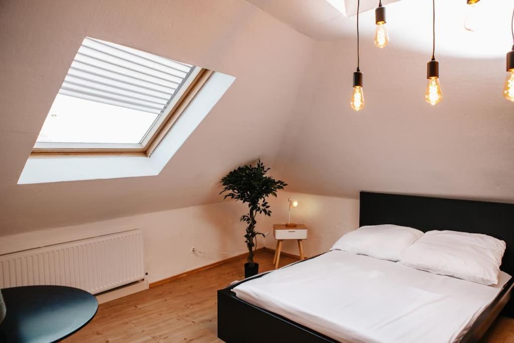 Apartment Modern & Black - - Netflix - Wifi - 4 Person Bochum
